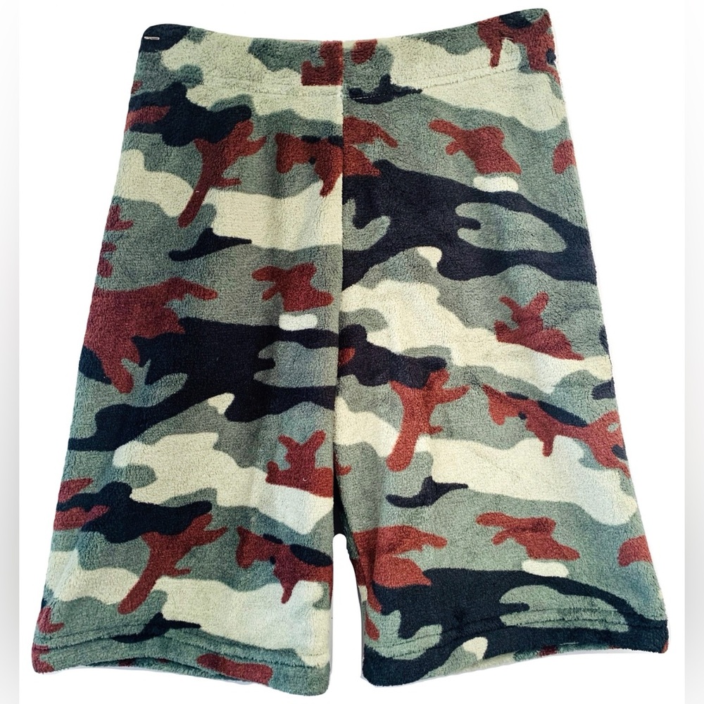 Made with Love and Kisses Green Camo Plush Long Pajama Shorts Boys Size 10/12